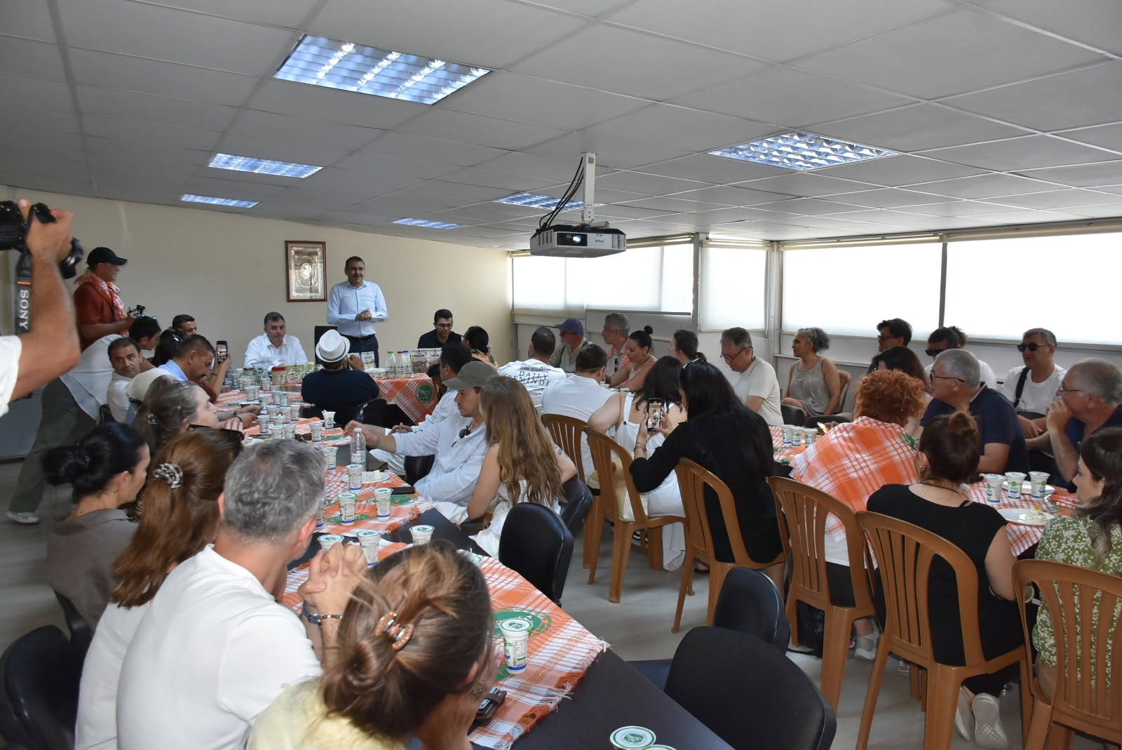 Gastronomi Dünyası Tire Süt Kooperatifi’ni Ziyaret Etti